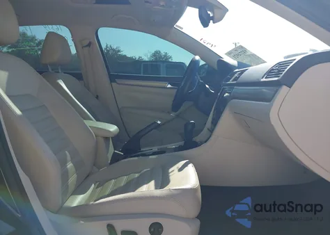 2017 Volkswagen Passat 1.8T Sel Premium from USA, damaged, VIN 1VWCT7A37HC077865